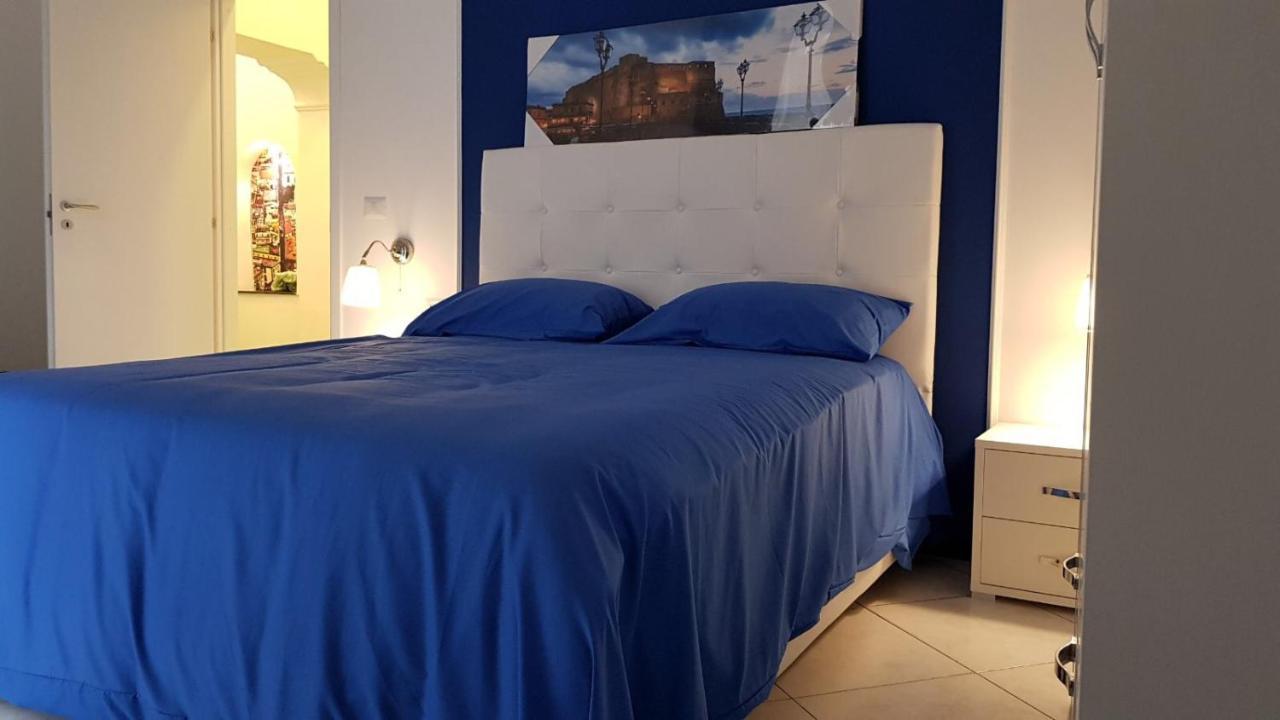 Heart Of Naples Apartment ภายนอก รูปภาพ