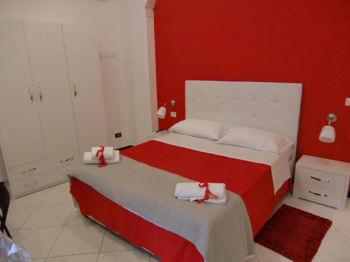 Heart Of Naples Apartment ภายนอก รูปภาพ