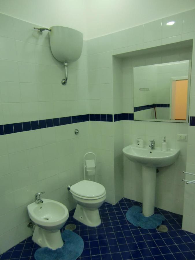 Heart Of Naples Apartment ภายนอก รูปภาพ