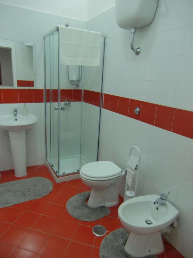 Heart Of Naples Apartment ภายนอก รูปภาพ