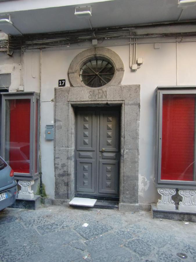 Heart Of Naples Apartment ภายนอก รูปภาพ