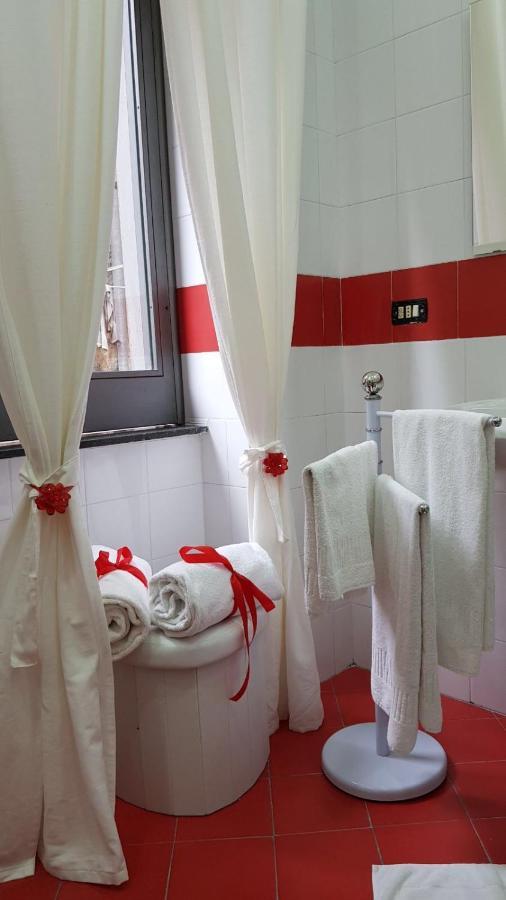 Heart Of Naples Apartment ภายนอก รูปภาพ
